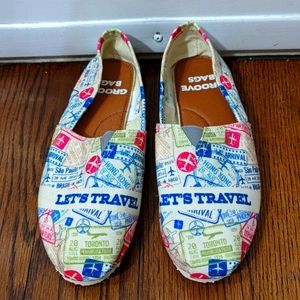 *LIKE NEW* Travel themed shoes (similar to TOMS), Multicolored, Women's size 5